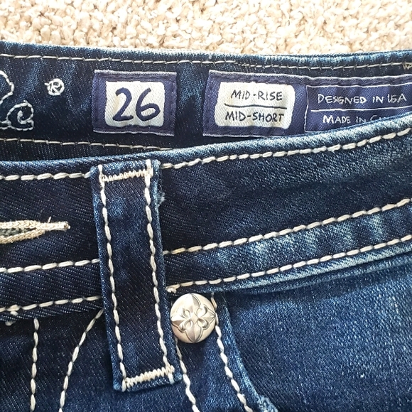 Miss Me Shorts - Picture 4 of 4